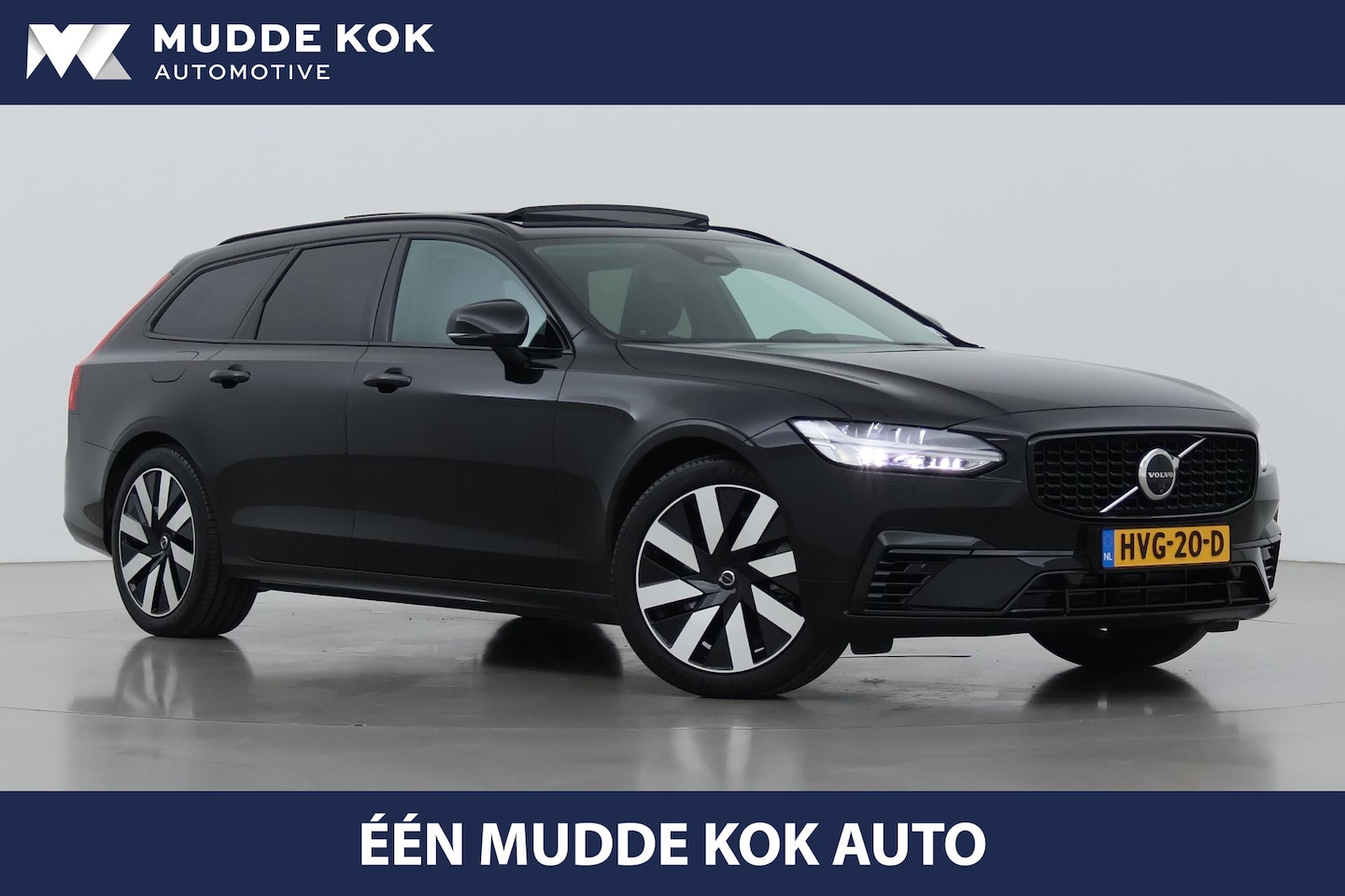 Volvo V90 - T6 Plug-in hybrid Plus Dark | Trekhaak | Panoramadak | 360° Camera | ACC | harman/kardon - AutoWereld.nl