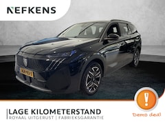 Peugeot 5008 - SUV Allure 145 pk Automaat | Demo | Tot 8 jaar garantie | 7-sits | Camera's rondom | Navig