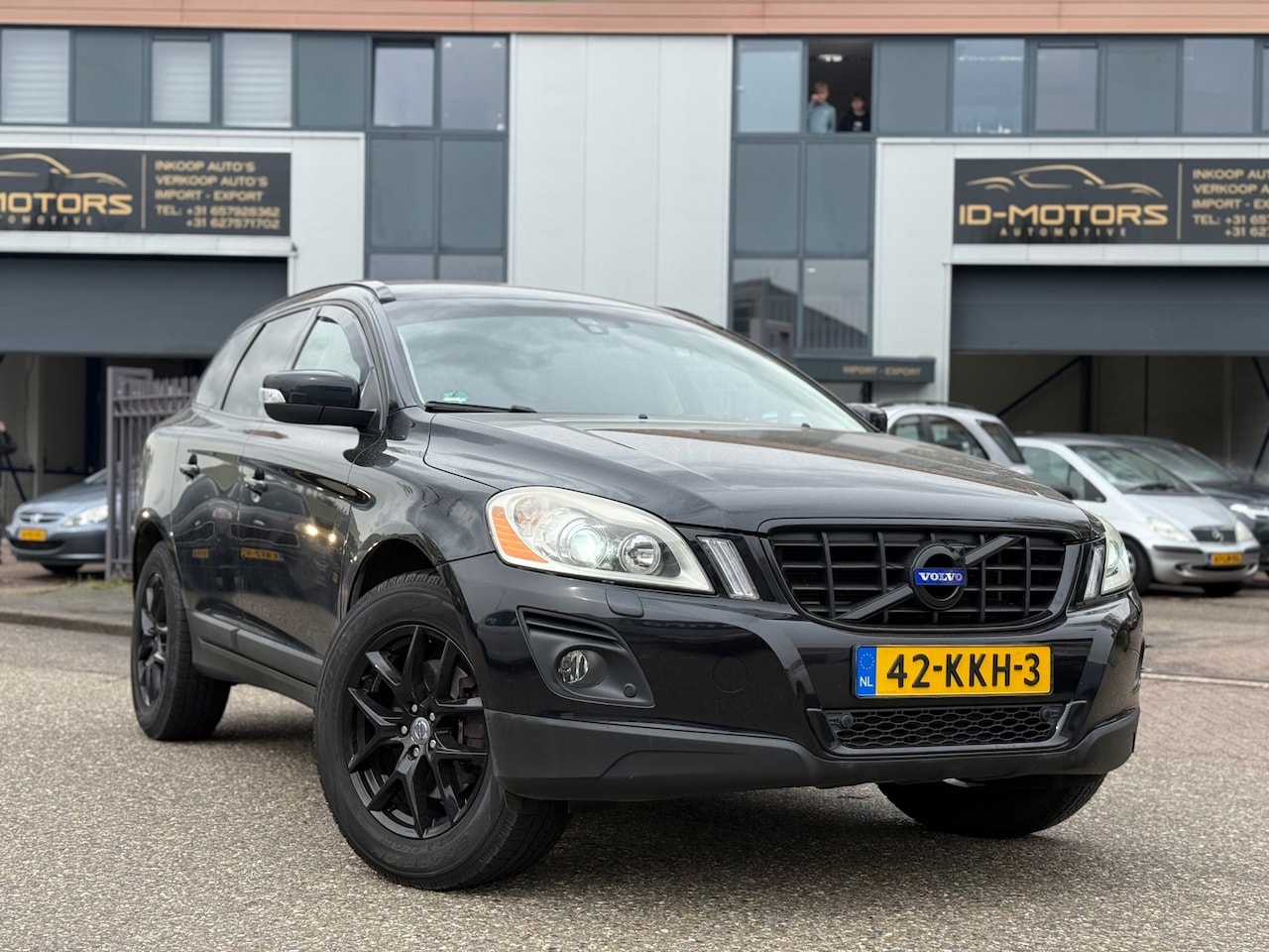 Volvo XC60 - 3.0 T6 AWD Summum AUTOMAAT NAP AIRCO NAVI SPORT - AutoWereld.nl