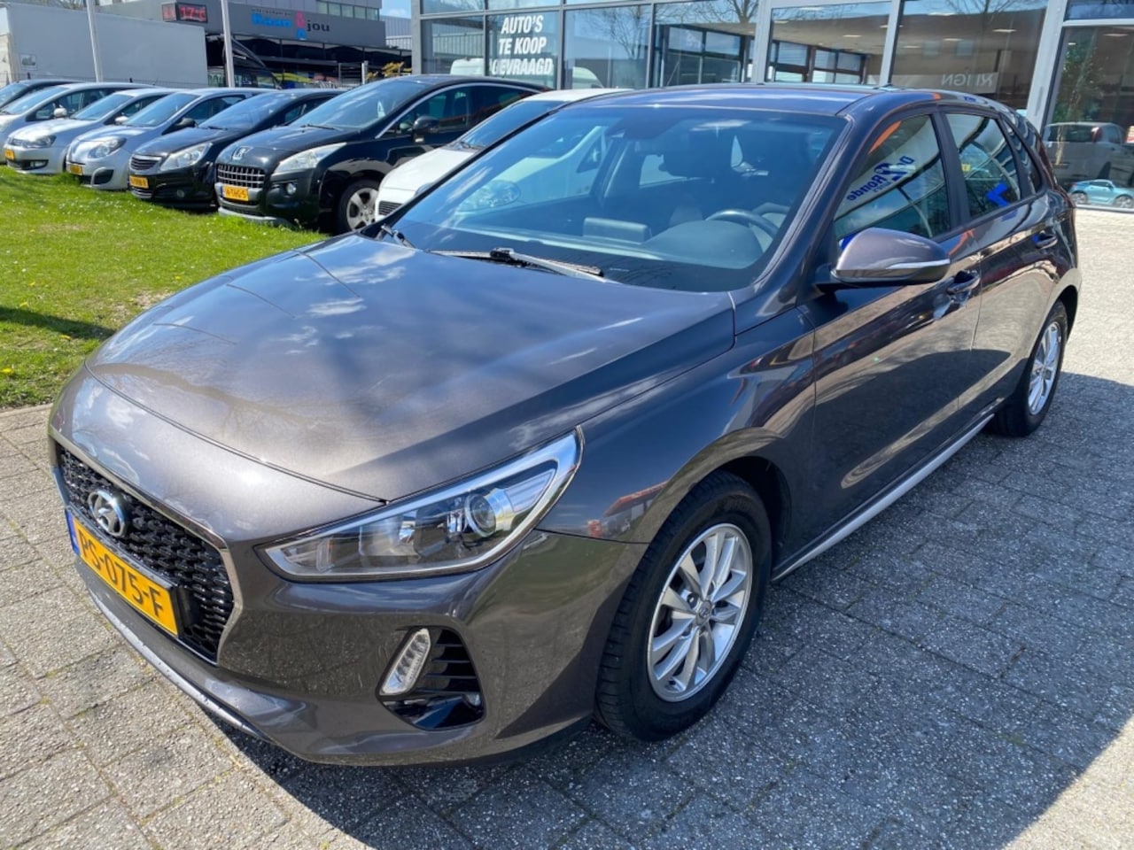 Hyundai i30 - 1.6 CRDi Comfort Achteruit rij cam BJ 2018 !!! - AutoWereld.nl