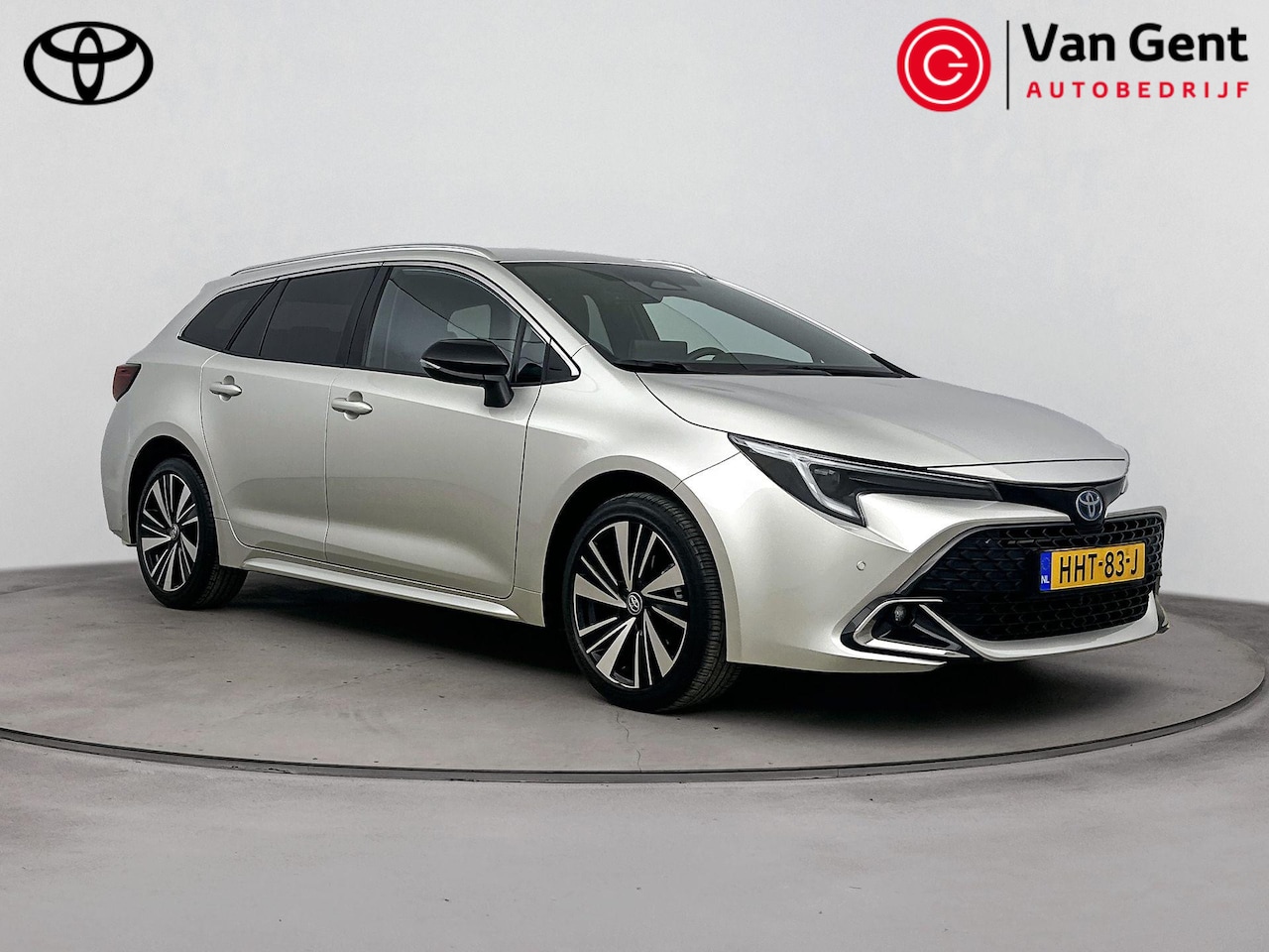 Toyota Corolla Touring Sports - Hybrid 140 Dynamic | Parkeersensoren voor/achter | Apple Carplay / Android Auto | Stoelver - AutoWereld.nl