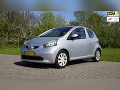 Toyota Aygo - 1.0-12V + Navigatie