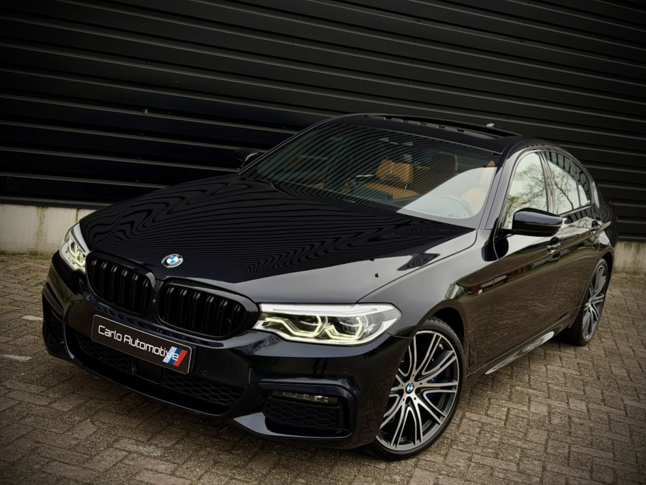 BMW 5-serie - 540i xDrive M-SPORT SOFT|B&W|DAK|HUD|360|MASSAGE VOL! - AutoWereld.nl