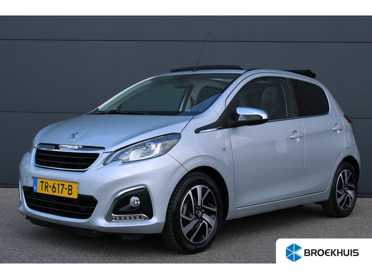 Peugeot 108 - 1.0 e-VTi Allure TOP! | Automaat | Open dak | Navi by app | Airconditioning | Bluetooth | - AutoWereld.nl