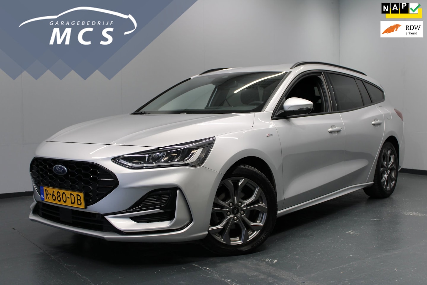 Ford Focus Wagon - 1.0 EcoBoost Hybrid ST Line / DAB / Navi / LM velgen - AutoWereld.nl