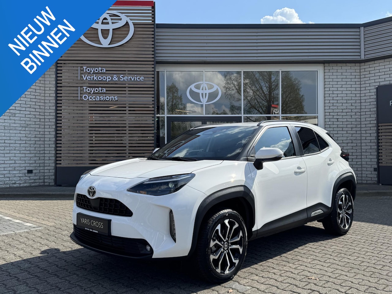 Toyota Yaris Cross - HYBRID 115 DYNAMIC STOEL/STUURVERW KEYLESS NAVI APPLE/ANDROID CLIMA AD-CRUISE 17" LM-VELGE - AutoWereld.nl
