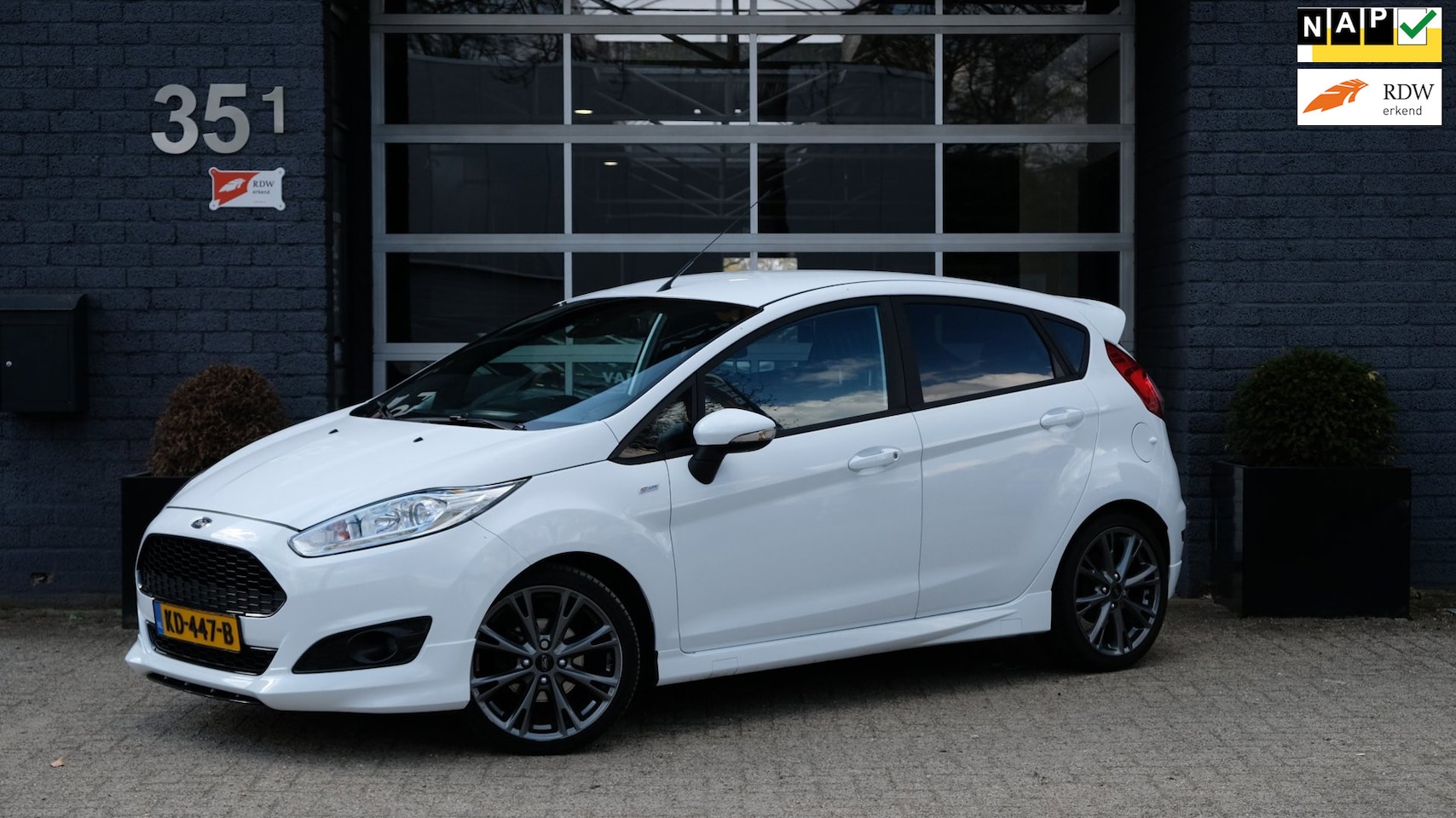 Ford Fiesta - 1.0 EcoBoost ST Line 5-drs Airco|Cruise|Led - AutoWereld.nl