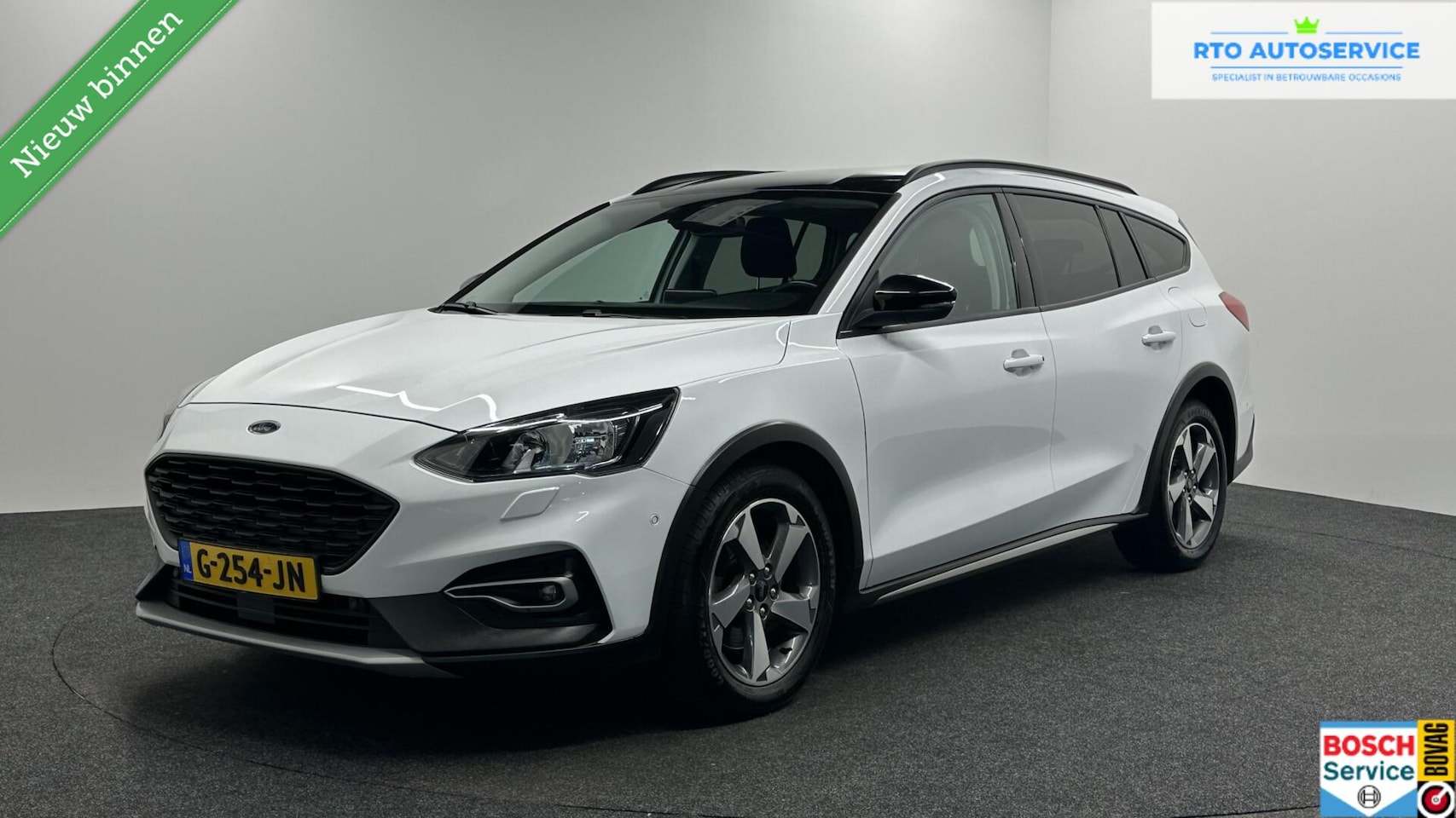 Ford Focus Wagon - 1.0 EcoBoost Vignale NAVI CARPLAY LED CRUISE ECC. - AutoWereld.nl