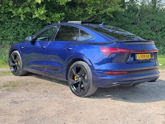 Audi e-tron Sportback - 50 quattro S edition | Audi RS Stoelen | 22inch Velgen