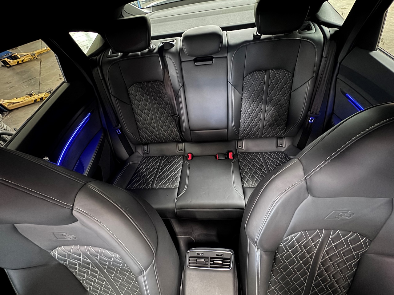 Audi e-tron Sportback - 50 quattro S edition | Audi RS Stoelen | 22inch Velgen