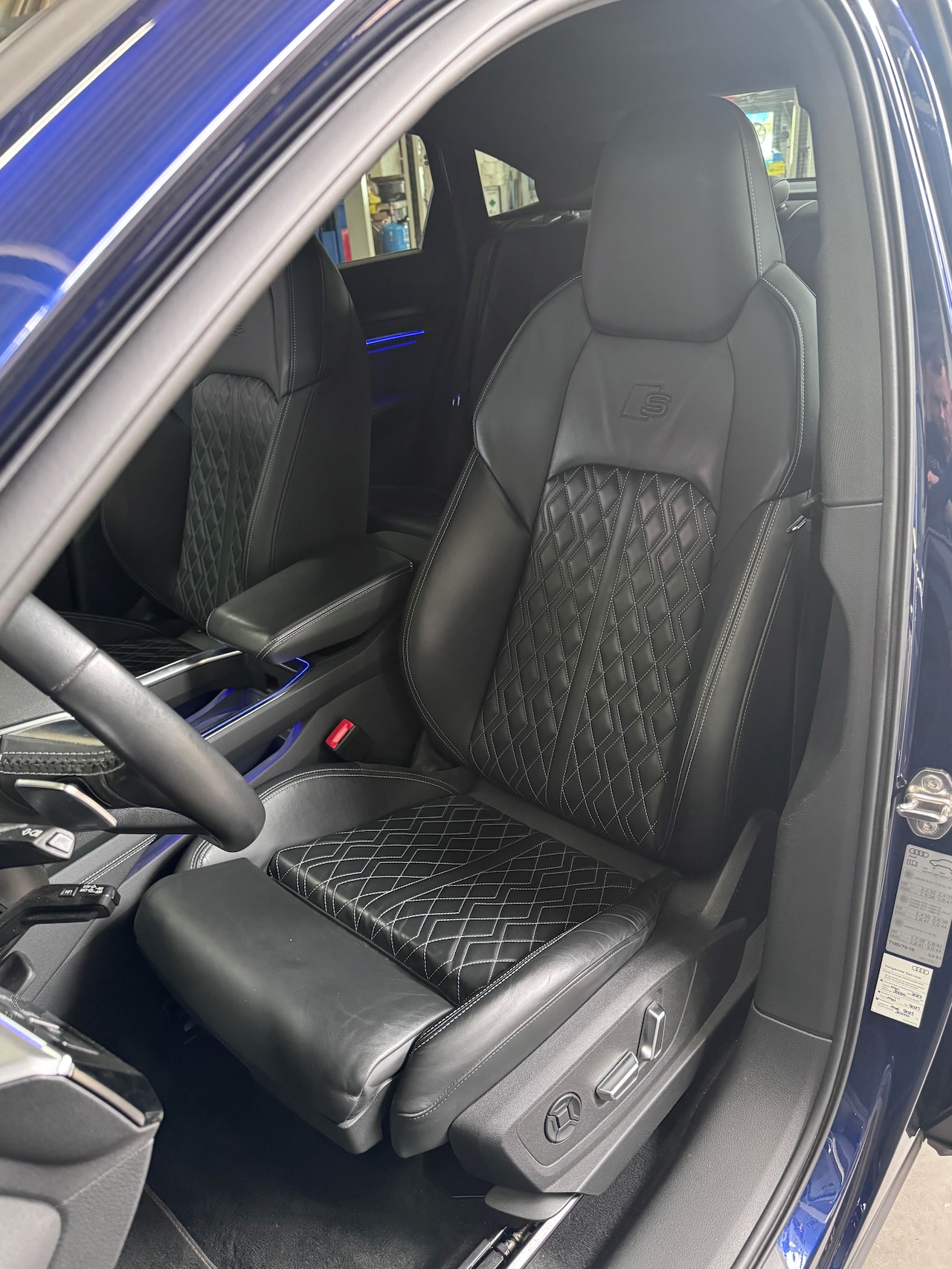 Audi e-tron Sportback - 50 quattro S edition | Audi RS Stoelen | 22inch Velgen
