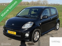 Daihatsu Sirion 2 - 1.3-16V Comfort Airco, Sportpakket, 5 Drs