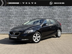 Volvo V40 - 2.0 T2 Base | All season banden | Airconditioning | Radio CD speler | Elektrische ramen |