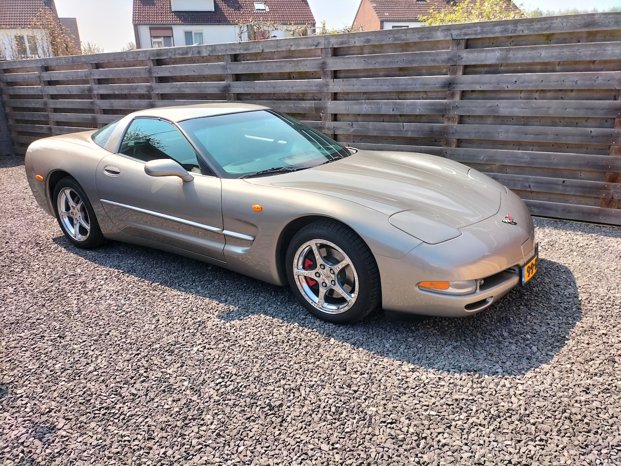 CHEVROLET CORVETTE