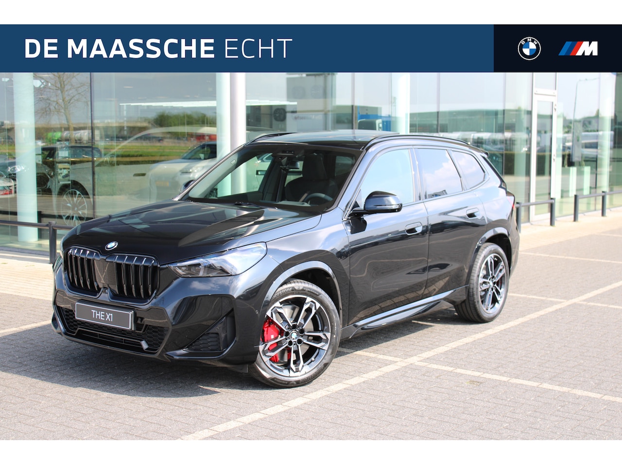 BMW X1 - sDrive20i High Executive M Sport Automaat / Trekhaak / Panoramadak / Sportstoelen  / Comfo - AutoWereld.nl