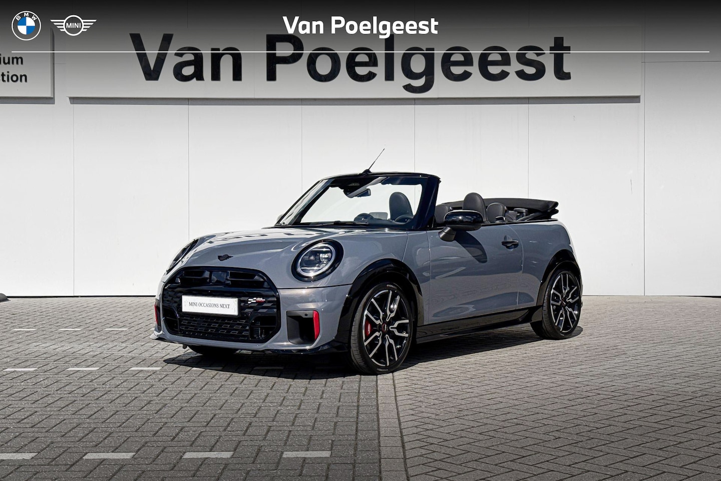 MINI Cabrio - Cooper 2.0 JCW John Cooper Works XL | 18 inch JCW Lap Spoke 2-tone - AutoWereld.nl