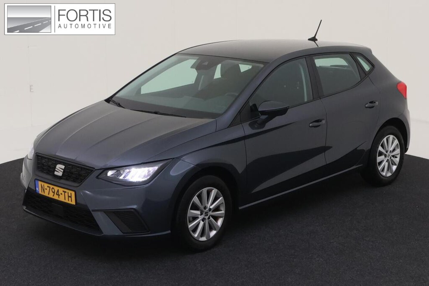SEAT Ibiza - 1.0 EcoTSI Style NL-AUTO | NAVI | ECC - AutoWereld.nl