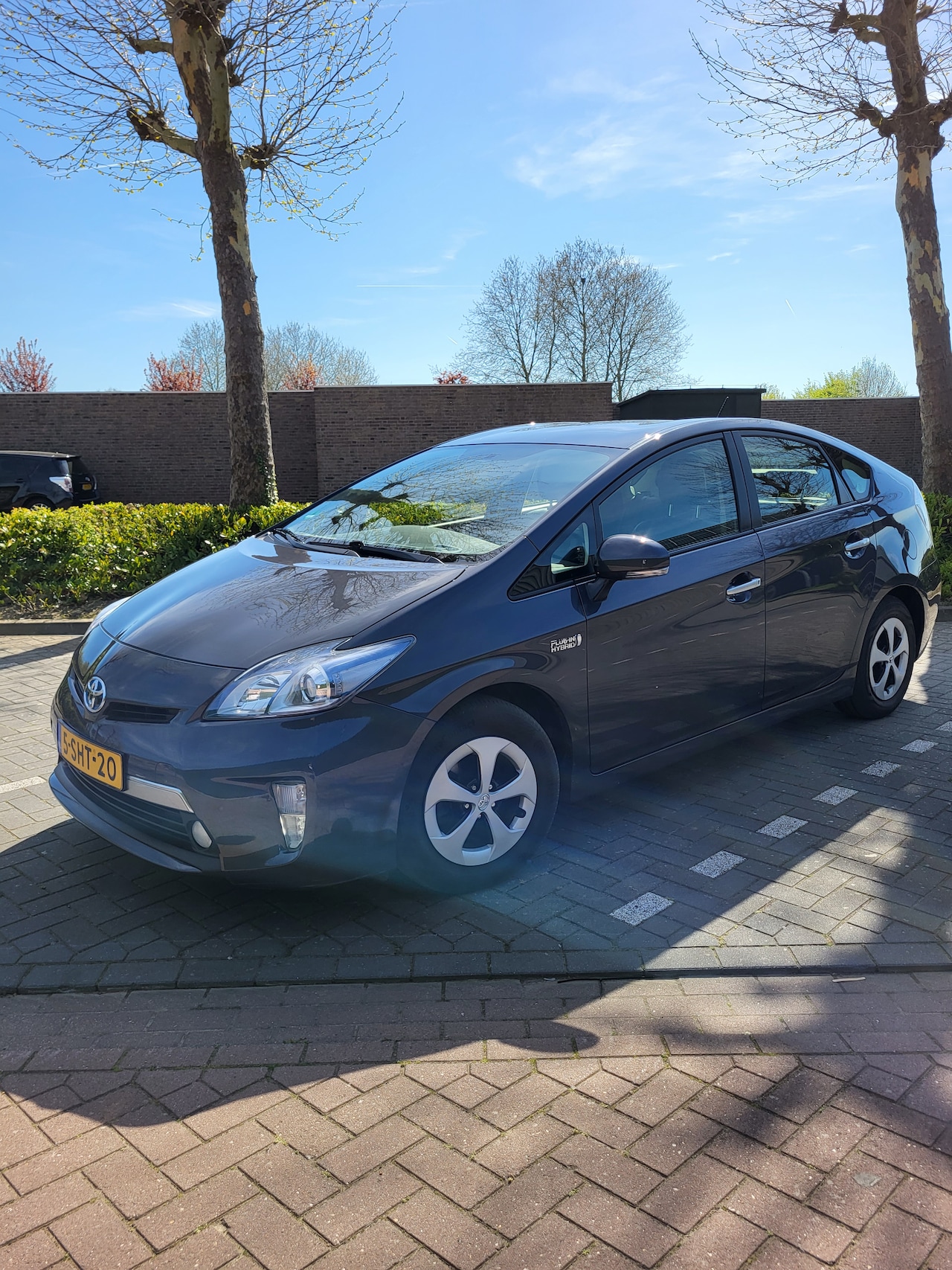 TOYOTA PRIUS PLUG-IN HYBRID