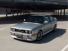 BMW M3 - 3-serie 215pk in topstaat