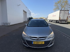 Opel Astra - 1.4 Turbo Berlin - AIRCO/CRUISE/TREKHAAK/NAP