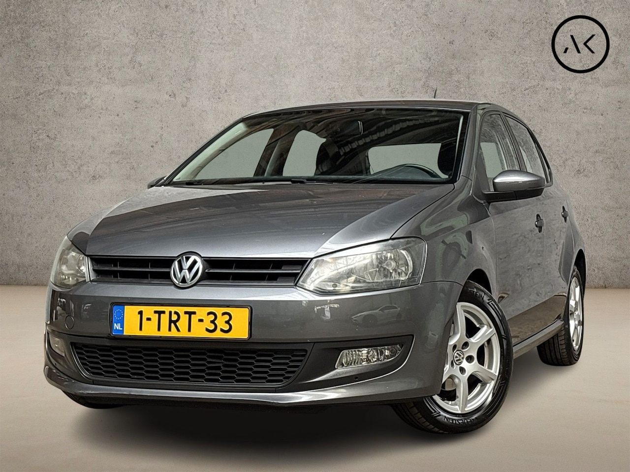 Volkswagen Polo - 1.2 TSI Sport (NAVIGATIE, 5 DEURS, AIRCO, LM VELGEN, SPORTSTOELEN, ELEK PAKKET, NIEUWSTAAT - AutoWereld.nl