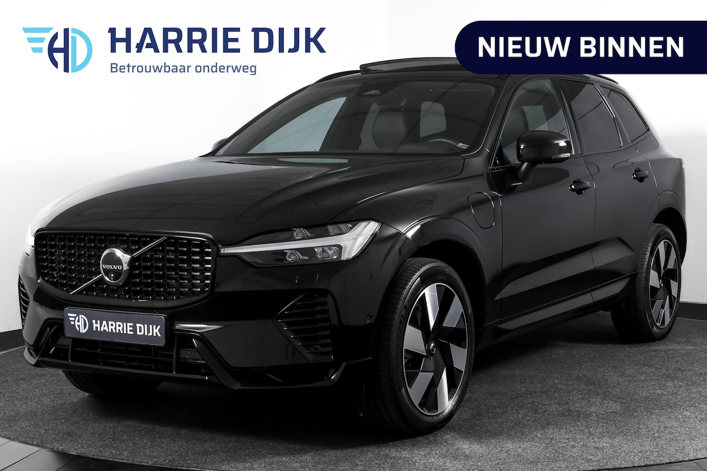 Volvo XC60 - 2.0 T8 Plug-in hybrid AWD Plus Dark | S/K-Panodak | Harman/Kardon | Winterpakket | Lightin - AutoWereld.nl