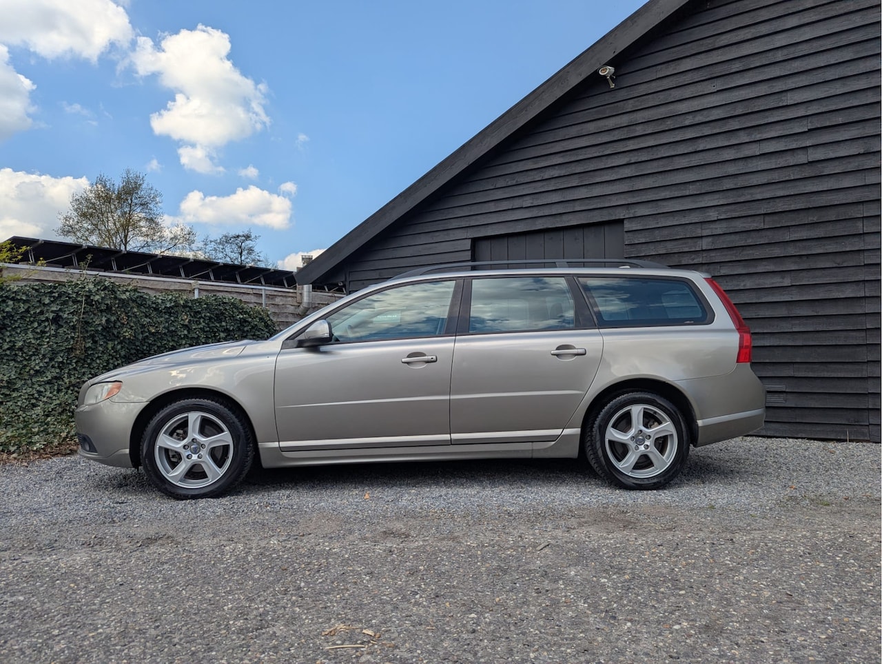 Volvo V70 - 2.0 T5 Summum 2.0 T5 Summum - AutoWereld.nl