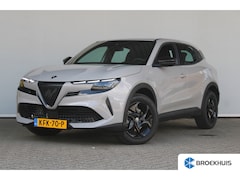 Alfa Romeo Junior - 1.2 Turbo Hybrid Ibrida | Adaptieve cruise control | Full-LED | Parkeersensoren achter | A