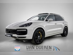 Porsche Cayenne - 4.0 Turbo S E-Hybrid Pano, Keramisch, Sport Chrono, Achterasbesturing, Burmester, HUD