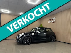 MINI Cooper - 1.5 * Navigatie / Cruise control / LM Velgen / NL Auto