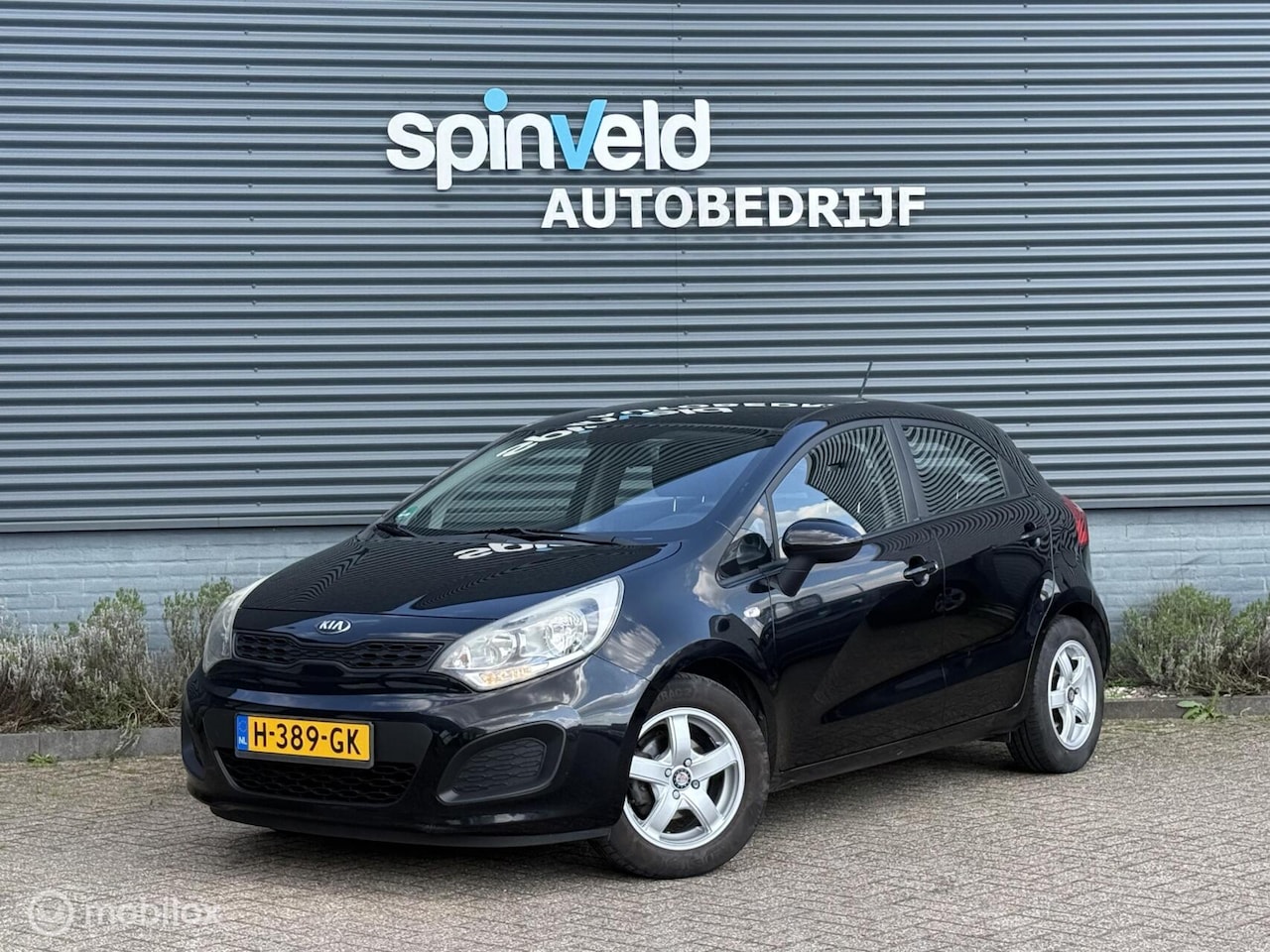 Kia Rio - 1.2 CVVT Comfort Pack - Airco - Elektische ramen - Centrale deurvergrendeling - AutoWereld.nl