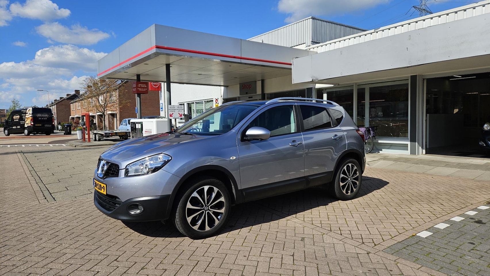 Nissan Qashqai - 1.6 117pk Stop/Start Connect Edition - AutoWereld.nl