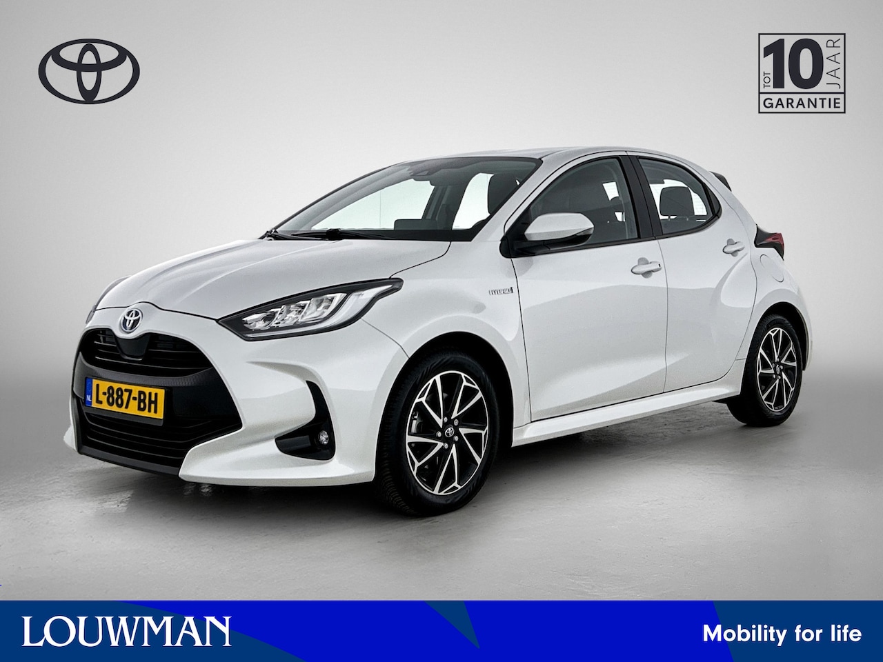 Toyota Yaris - 1.5 Hybrid Dynamic | Navigatie | Trekhaak | - AutoWereld.nl