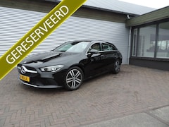 Mercedes-Benz CLA-klasse Shooting Brake - 180 Business Solution Luxury leer sfeer licht