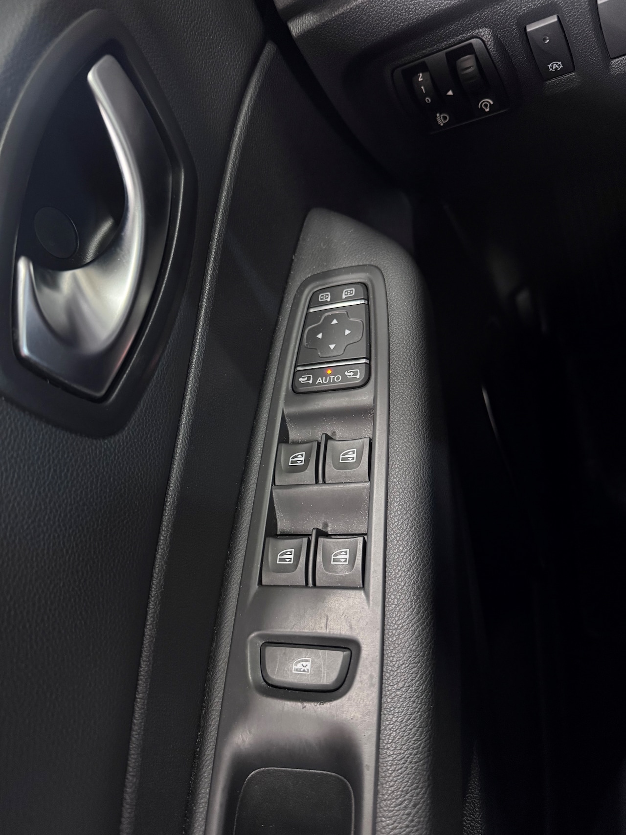 Renault Captur - 0.9 TCe Intens | 360camera | Nav | Led Pure Vision