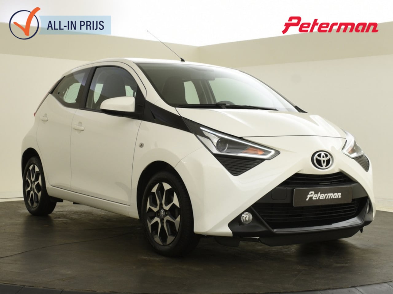 Toyota Aygo - 1.0 VVT-i x-joy | All Season | Carplay | Camera - AutoWereld.nl
