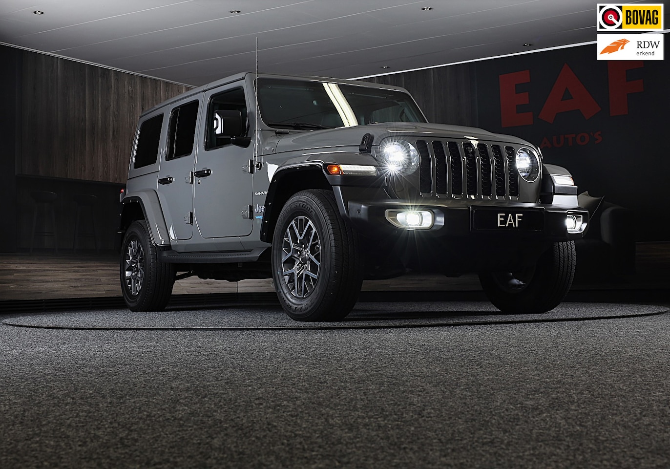 Jeep Wrangler Unlimited - 4xe 380 Sahara / 360 Camera / Leder / Navi / Ecc / Elek Pakket / Led / Pdc / 18 Inch / TOP - AutoWereld.nl