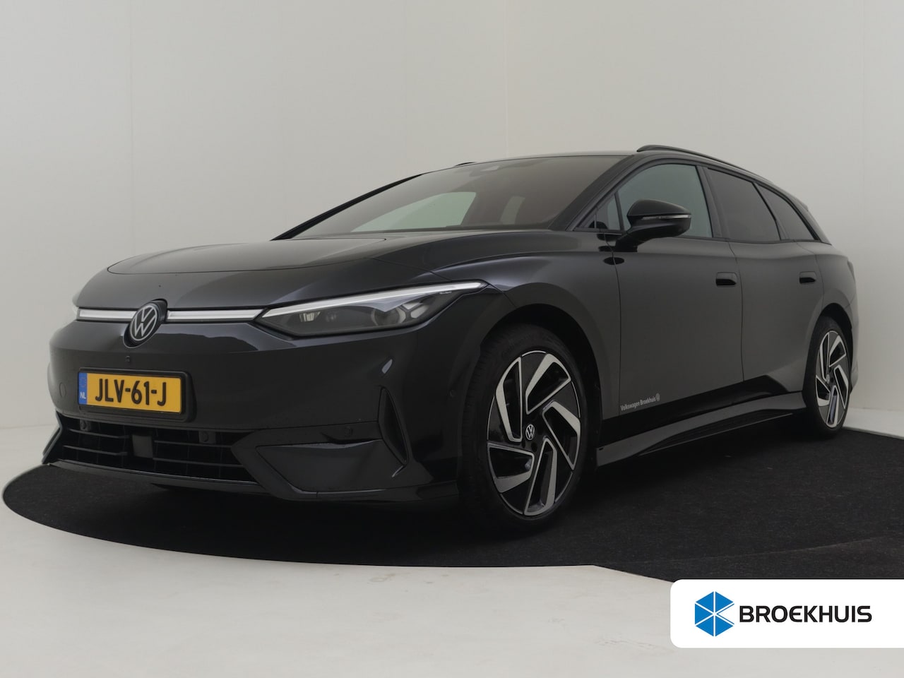 Volkswagen ID.7 Tourer - Pro Limited Edition 77 kWh 286pk | Black Edition | Trekhaak elektrisch | Navigatie | Rondo - AutoWereld.nl