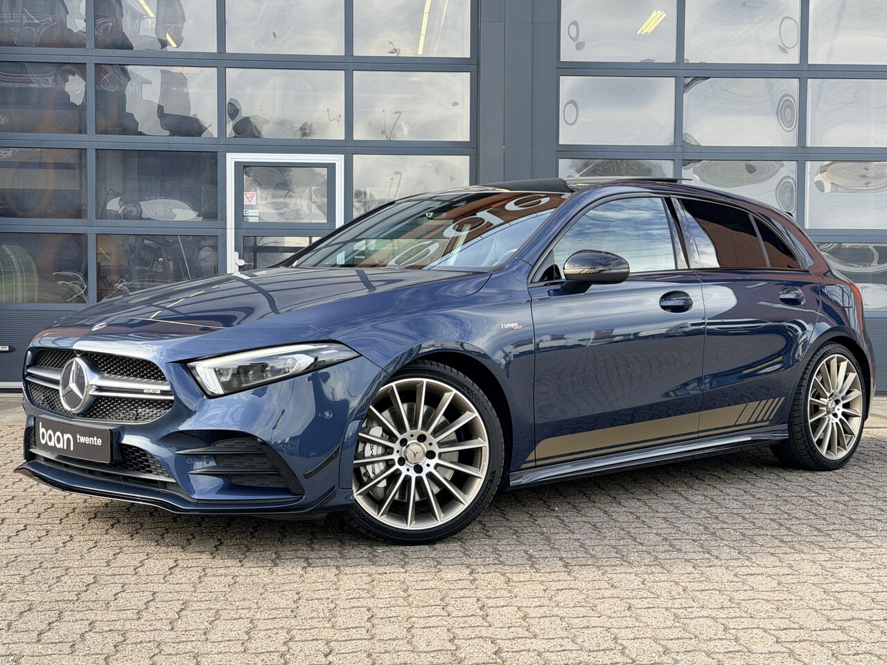 Mercedes-Benz A-klasse - A 35 AMG 4-Matic Edition 1 | AMG Nightpakket | AMG Performance-stoelenpakket | Spiegelpakk - AutoWereld.nl