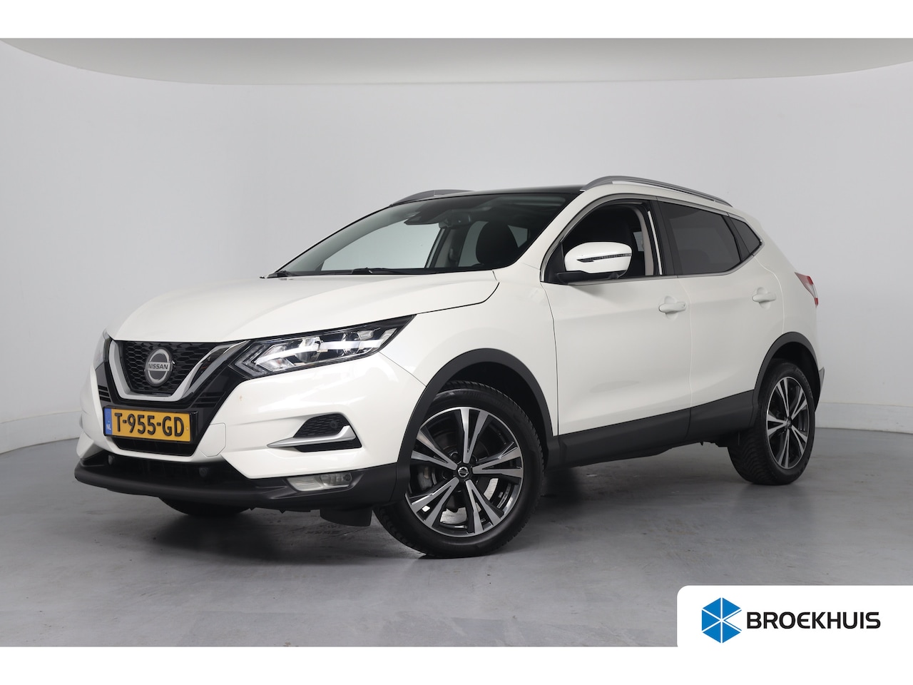 Nissan Qashqai - 1.3 DIG-T Business Edition | Automaat! | Trekhaak | 360 Camera | Panorama Dak | Navi | Sto - AutoWereld.nl