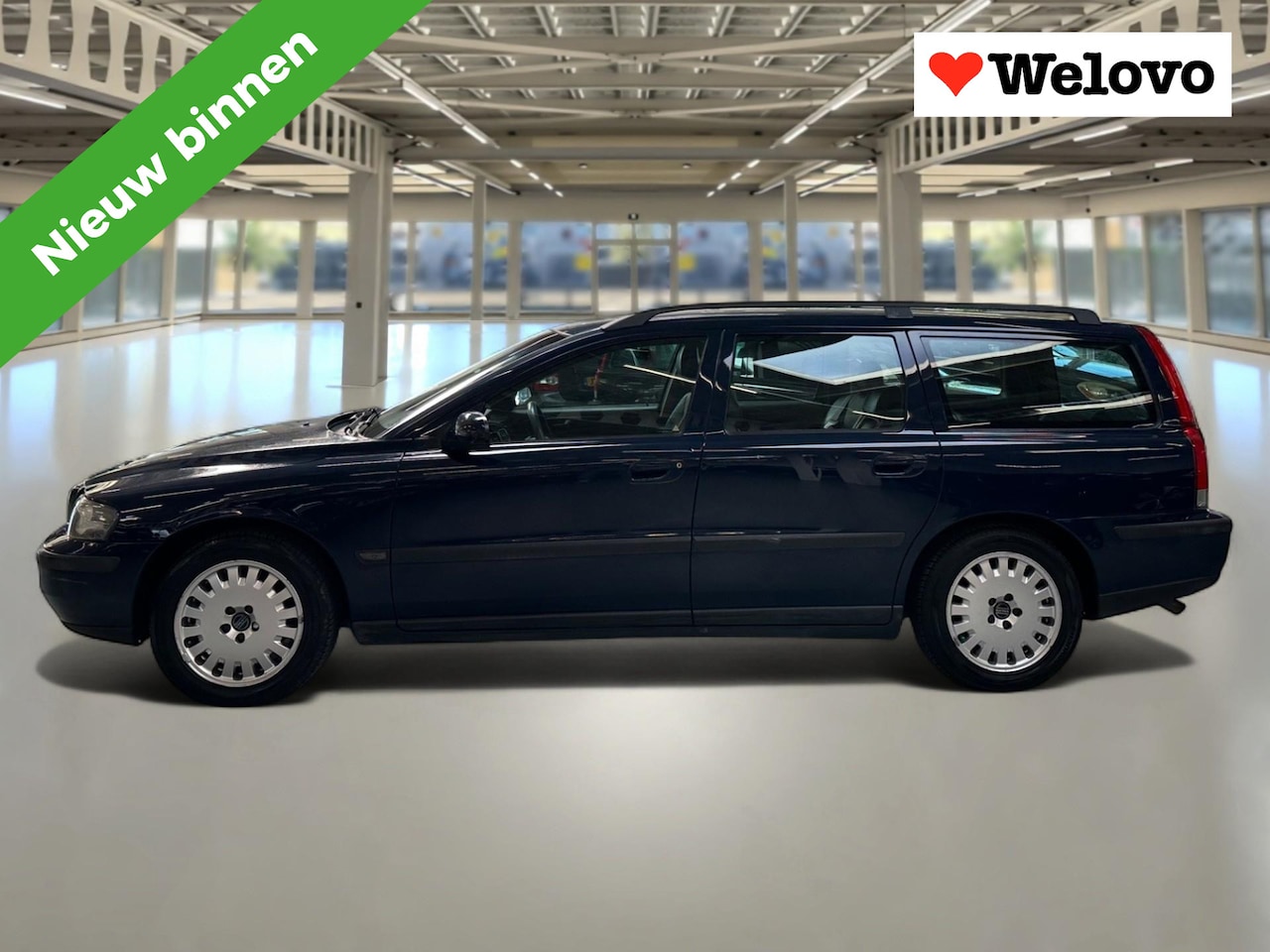 Volvo V70 - 2.4 Comfort Line Leder interieur, trekhaak. - AutoWereld.nl