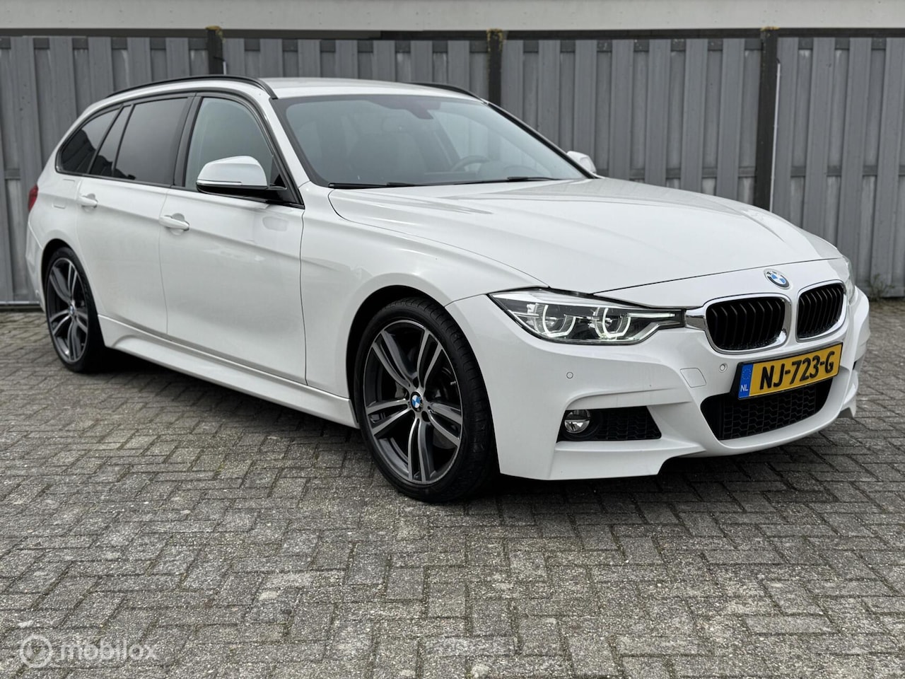 BMW 3-serie Touring - 340i Centennial High Executive TREKHAAK - AutoWereld.nl