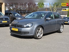 Volkswagen Golf - 1.4 TSI Highline