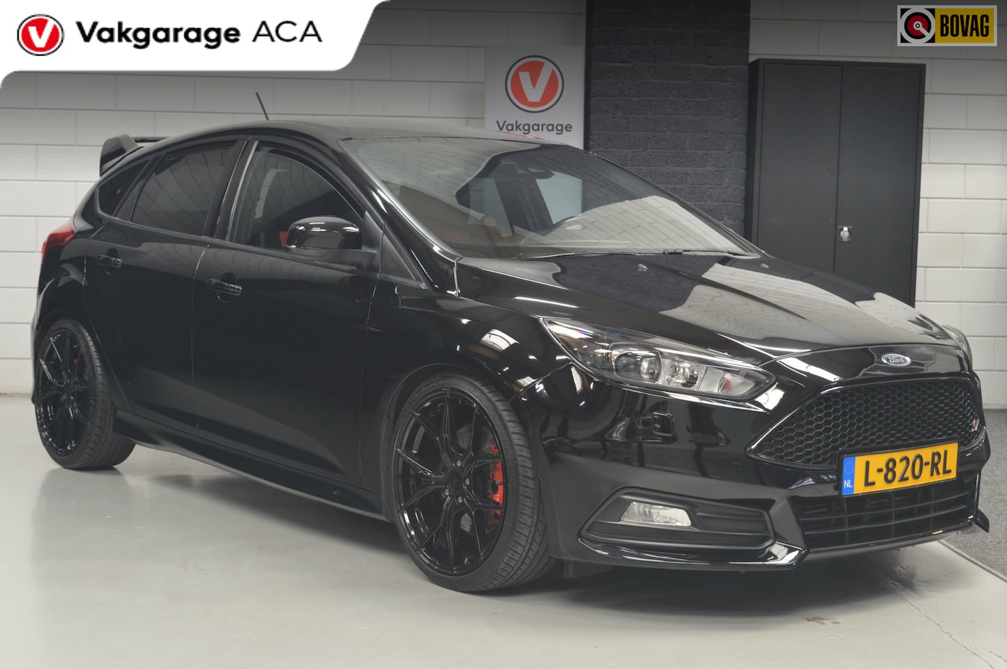 Ford Focus - 2.0 ST // 250 PK // 122.000 km // CLIMA // NAVI // CARPLAY // PDC // CRUISE // - AutoWereld.nl