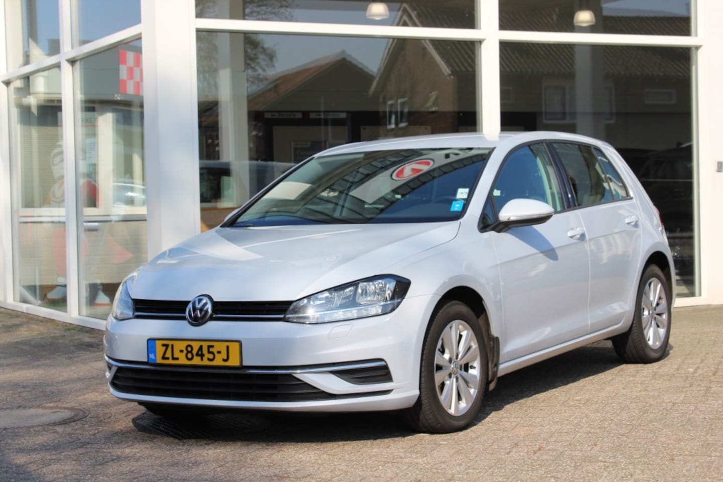 Volkswagen Golf - 1.0 TSI Comfortline 1.0 TSI COMFORTLINE - AutoWereld.nl