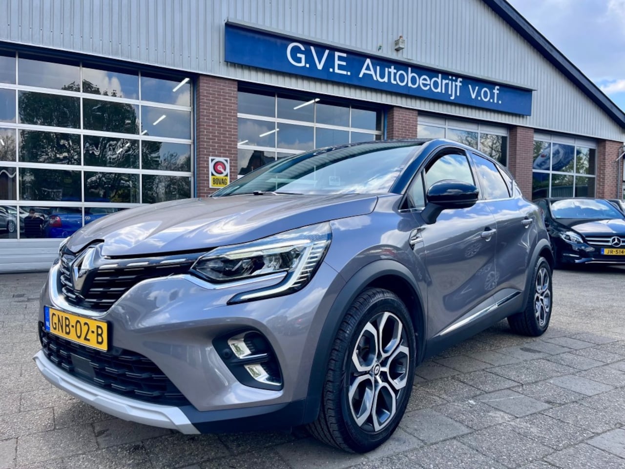 Renault Captur - 1.3 TCE INTENS CAMERA TREKHAAK COMPLETE AUTO. - AutoWereld.nl