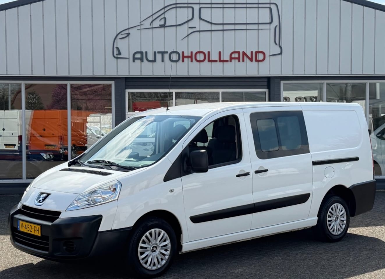 Peugeot Expert - 2.0 HDI 94KW 128PK DC DUBBELE CABINE AIRCO/ CRUISE CONTROL/ TREKHAAK - AutoWereld.nl