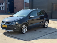 Volkswagen Polo - Cross 1.2 TSI Highline DSG Clima Cruise Trekhaak
