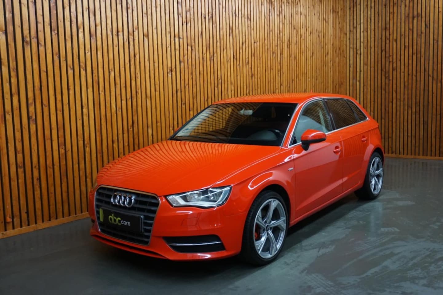Audi A3 - 1.6 TDI ATTRACTION PROLINE / AIRCO / NAVIGATIE - AutoWereld.nl