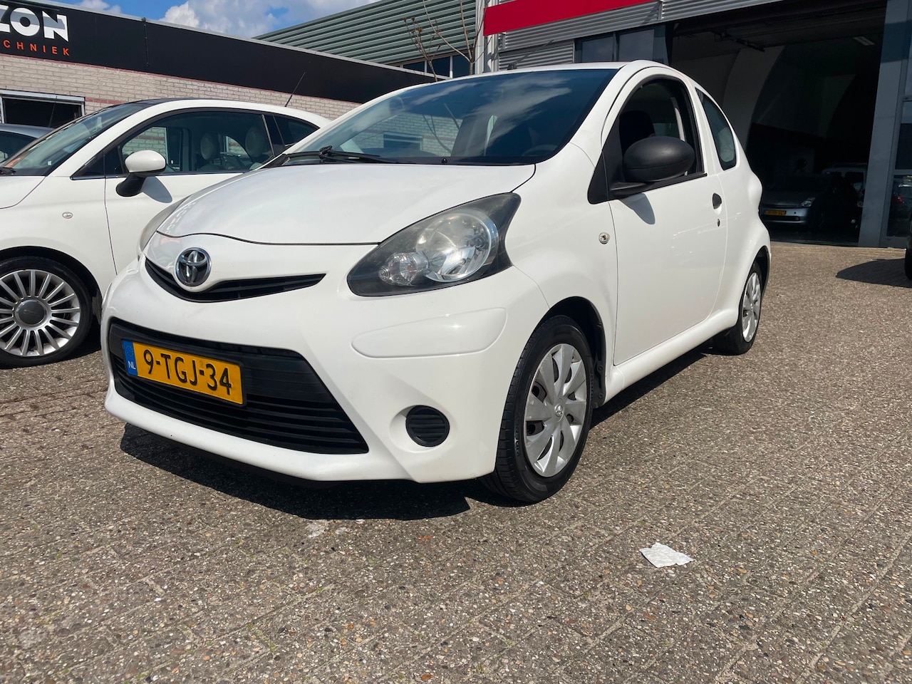 Toyota Aygo - 1.0 VVT-i Now airco - AutoWereld.nl